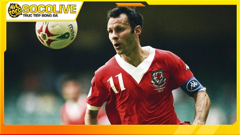 Cầu thủ vô địch Ngoại hạng Anh nhiều nhất là Ryan Giggs